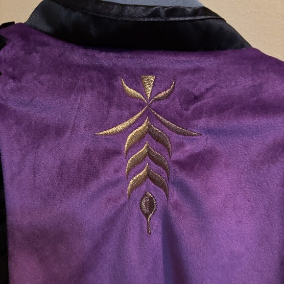 Disney Store Frozen Anna Purple Cape Only Costume Halloween Size‎ 7/8 - Picture 3 of 8